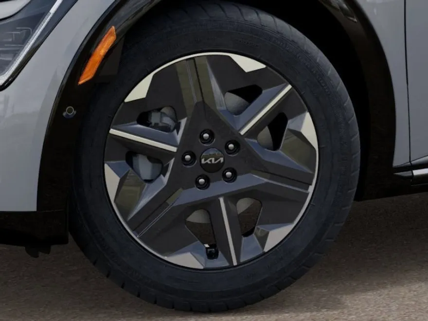 2025 Kia EV6 Light photo 1