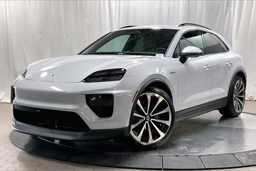 2025 Porsche Macan Electric photo 1