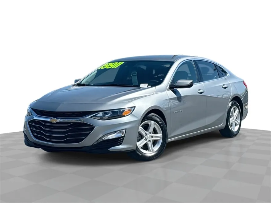 2024 Chevrolet Malibu 1LT photo 1