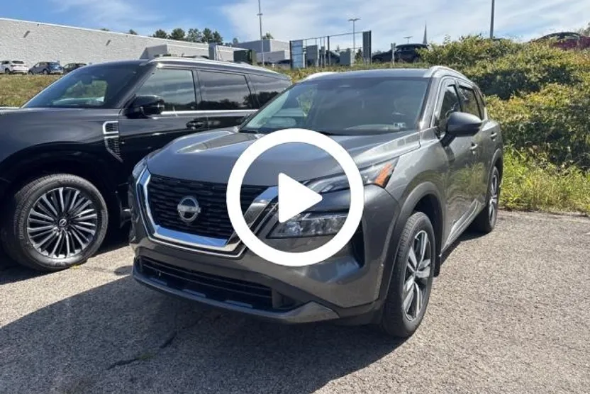 2023 Nissan Rogue SL photo 1
