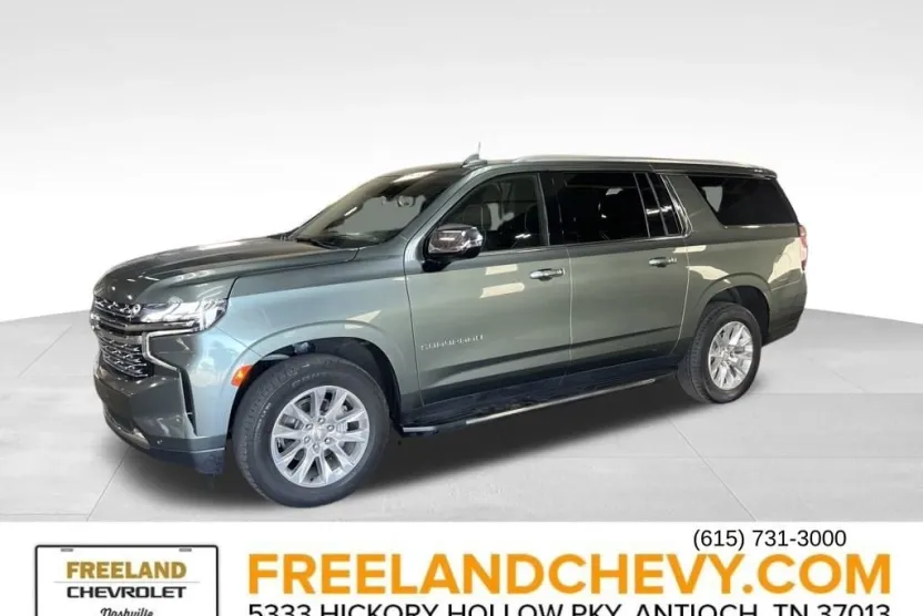 2023 Chevrolet Suburban Premier photo 1