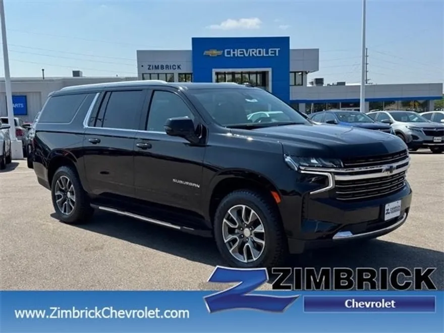 2021 Chevrolet Suburban LT photo 1
