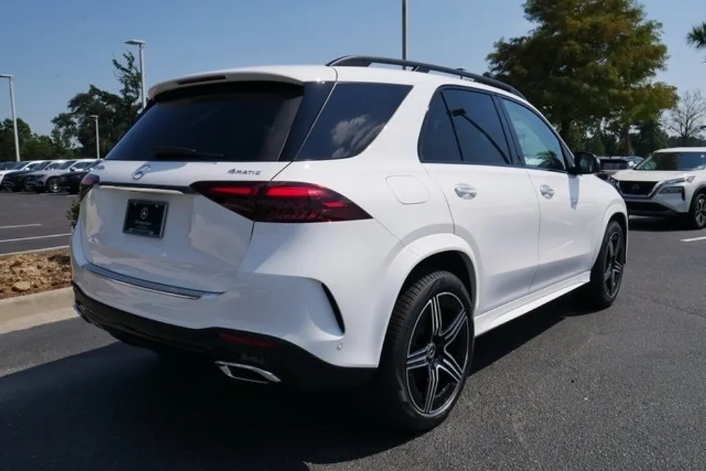 2026 Mercedes Benz GLE 450 4MATIC photo 1