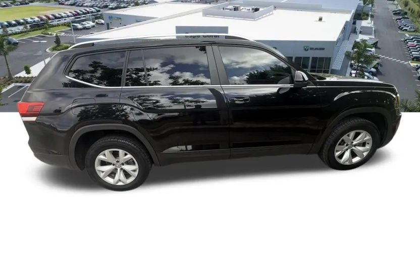 2019 Volkswagen Atlas SE photo 1