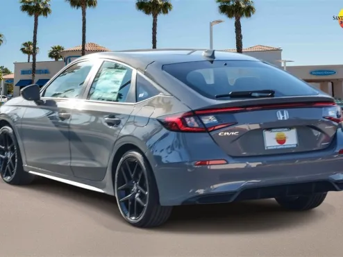 2026 Honda Civic Hatchback Hybrid Sport photo 4