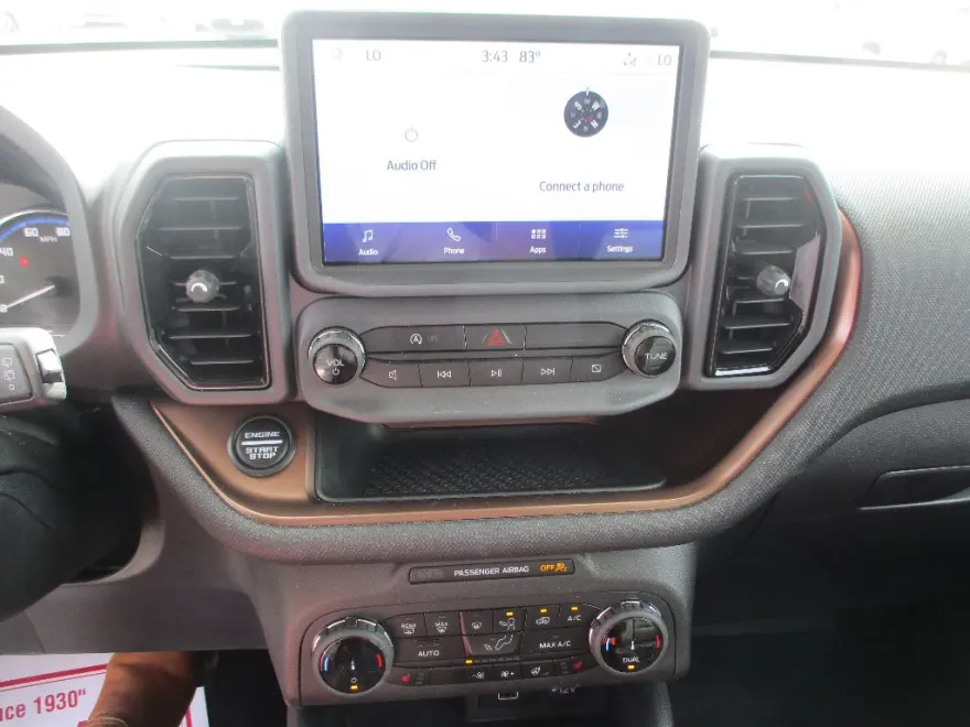 2024 Ford Bronco Sport Outer Banks photo 5