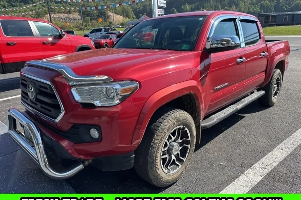 2019 Toyota Tacoma SR5 photo 1