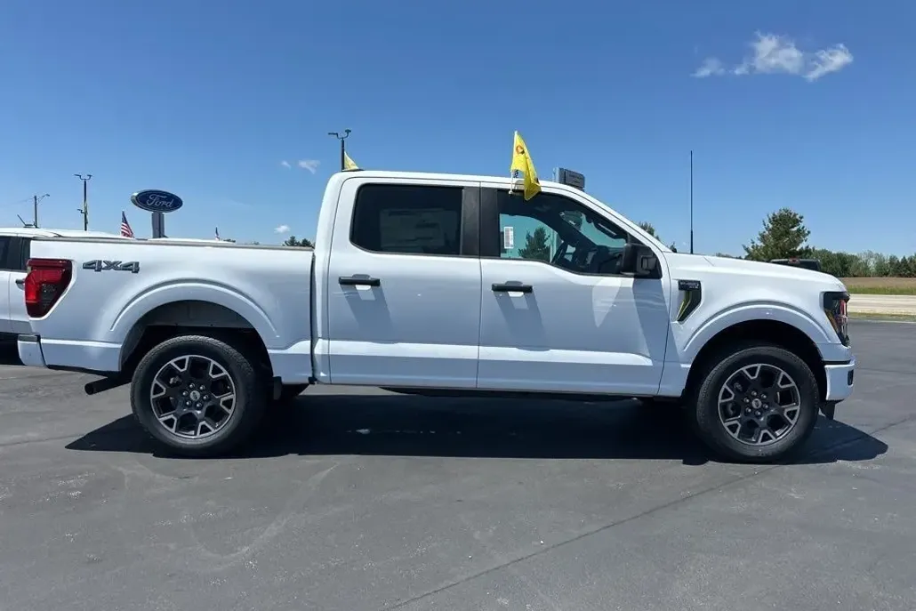 2025 Ford F-150 STX photo 1