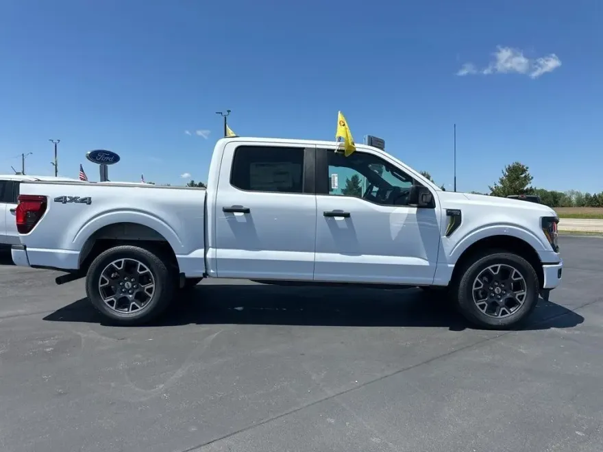 2025 Ford F-150 STX photo 1