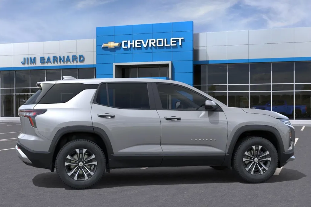 2026 Chevrolet Equinox LT photo 1