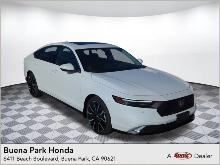 2025 Honda Accord Hybrid Touring photo 1