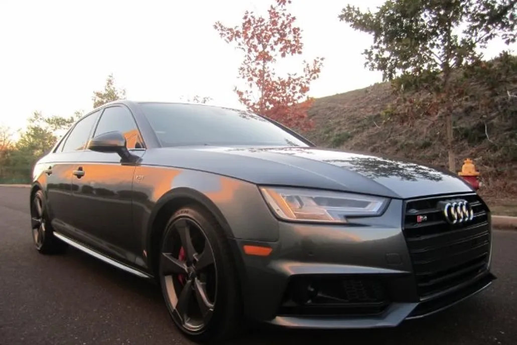2018 Audi S4 Prestige photo 1