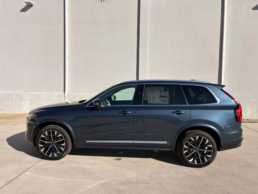 2026 Volvo XC90 photo 1