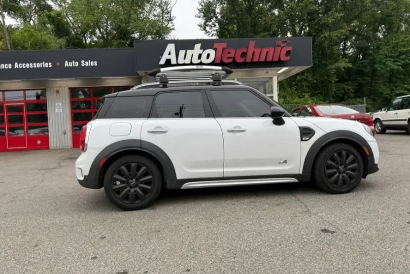 2017 Mini Countryman ALL4 photo 1