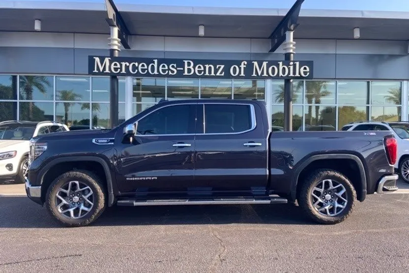 2022 Gmc Sierra 1500 SLT photo 1