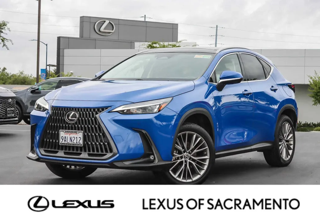 2022 Lexus NX 350h Luxury photo 1