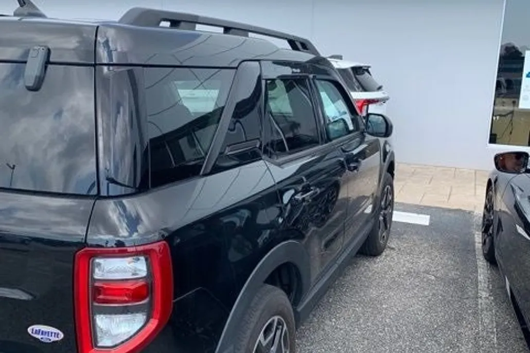2023 Ford Bronco Sport Outer Banks photo 1