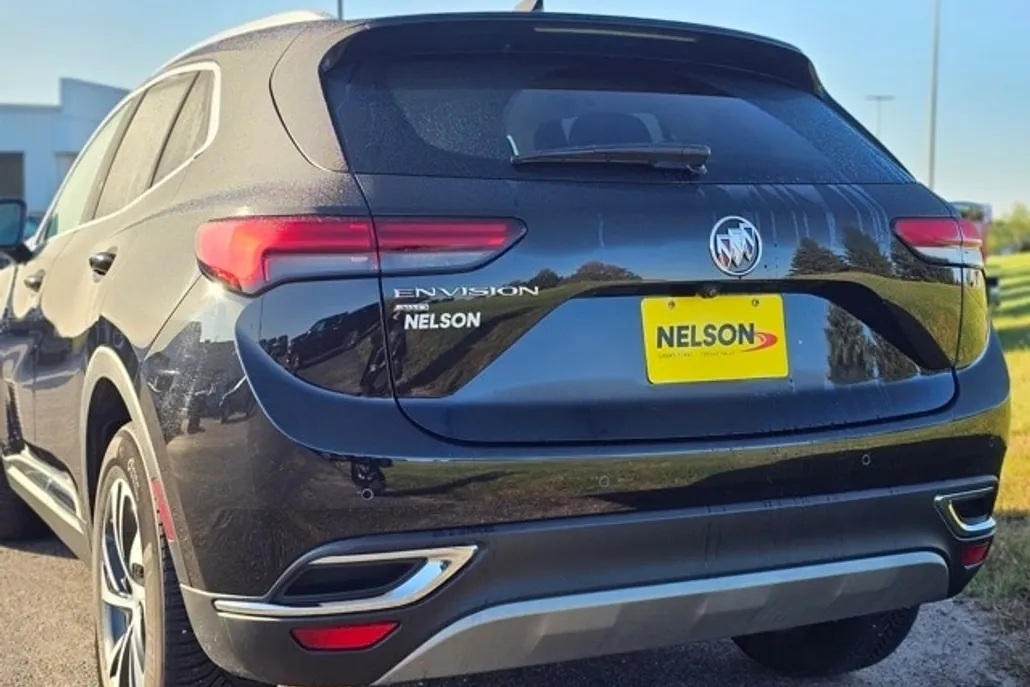 2021 Buick Envision Essence photo 1