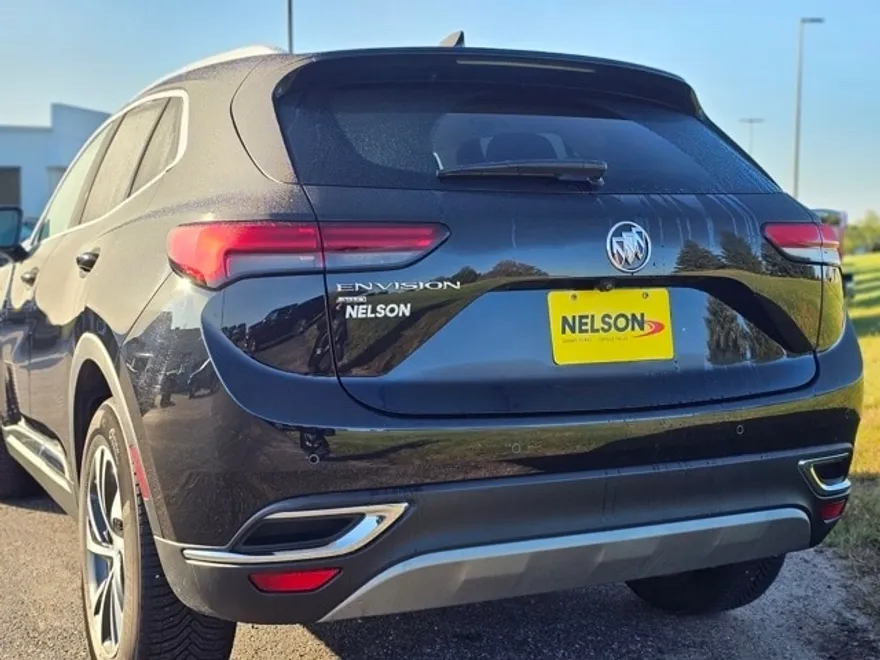 2021 Buick Envision Essence photo 1