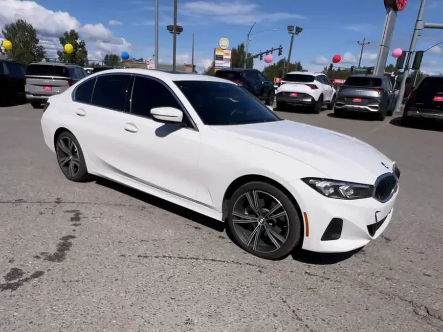 2024 Bmw 330i xDrive Sedan photo 1
