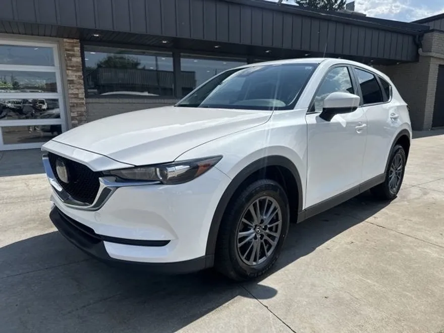 2019 Mazda CX-5 Touring photo 1