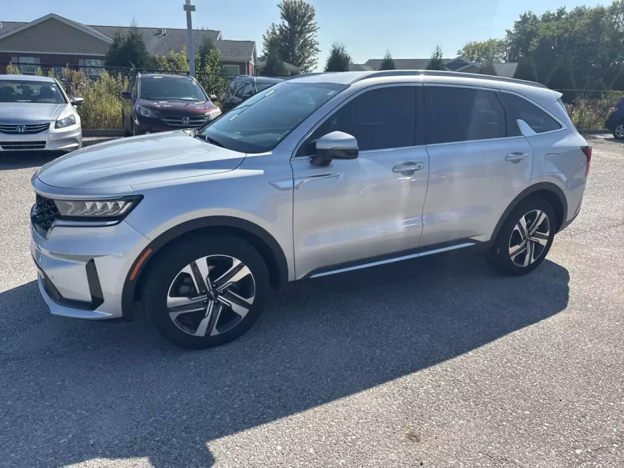 2023 Kia Sorento Hybrid EX photo 1