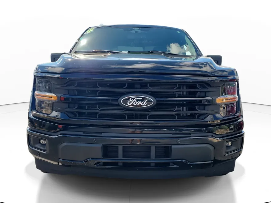 2024 Ford F-150 XLT photo 1