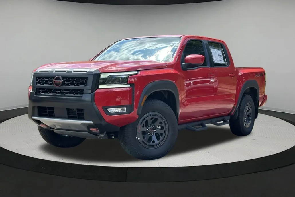 2025 Nissan Frontier PRO-4X photo 1