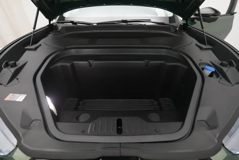 2024 Ford Mustang Mach-E Premium photo 1