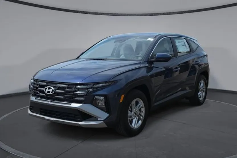 2026 Hyundai Tucson SE photo 1