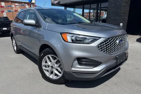 2024 Ford Edge SEL photo 3