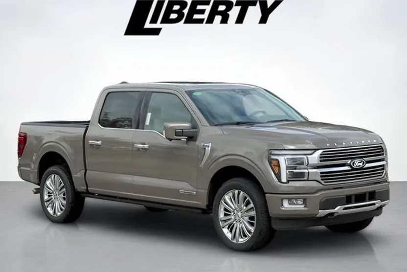 2025 Ford F-150 Platinum photo 1
