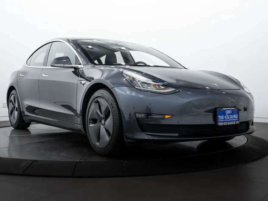2019 Tesla Model 3 Performance photo 1
