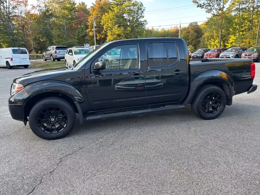 2020 Nissan Frontier SV photo 1