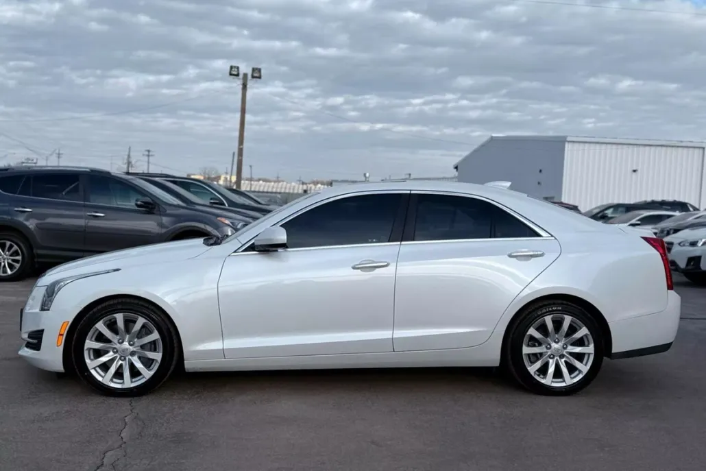 2017 Cadillac ATS Base photo 1
