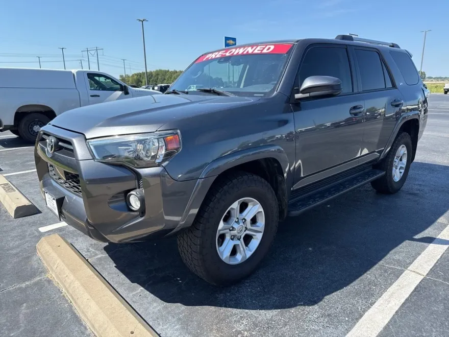 2020 Toyota 4Runner Limited photo 1
