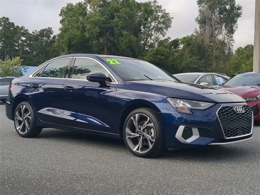 2022 Audi A3 40 Premium photo 1