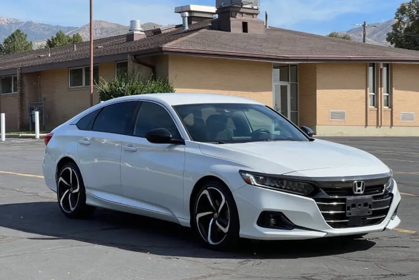 2022 Honda Accord Sport photo 1