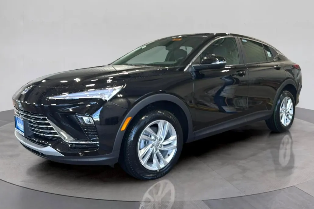 2025 Buick Envista Preferred photo 1