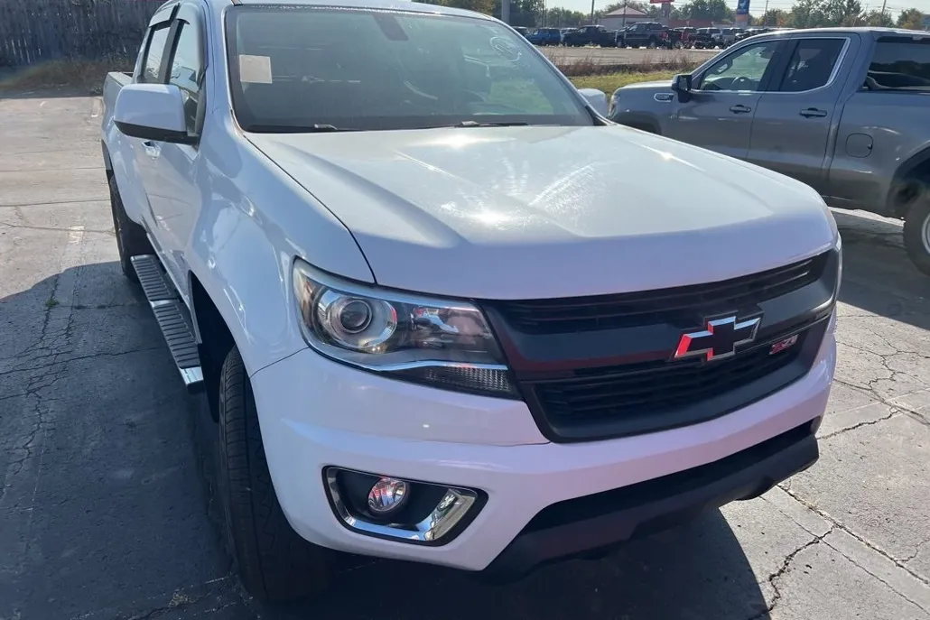 2017 Chevrolet Colorado Z71 photo 1