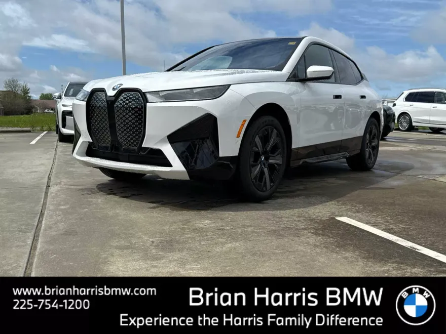 2025 Bmw iX photo 1