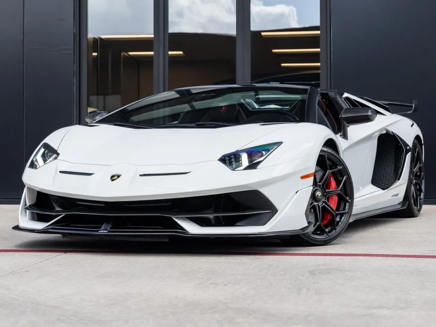 2020 Lamborghini Aventador SVJ Roadster photo 1