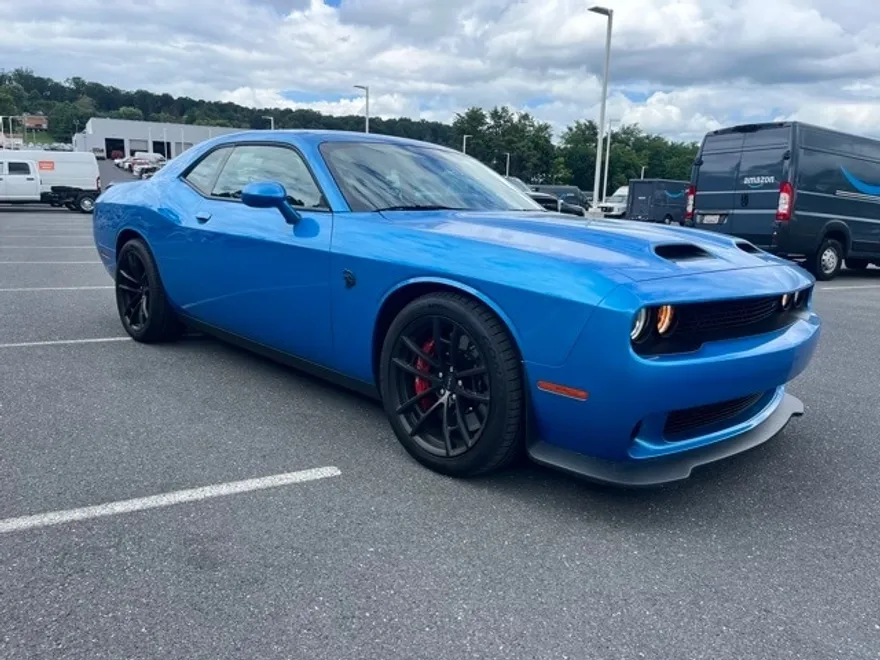2023 Dodge Challenger SRT8 Hellcat photo 1