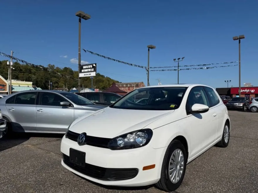 2011 Volkswagen Golf 2.5L photo 1