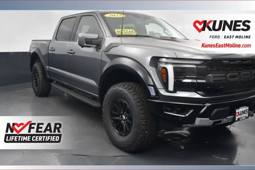 2025 Ford F-150 Raptor photo 1