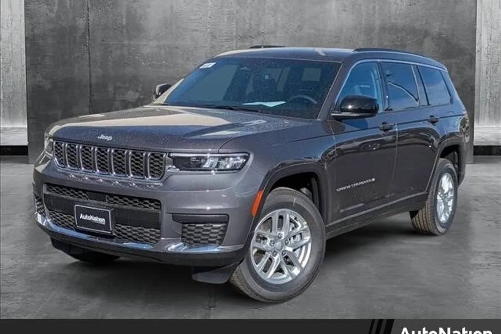 2025 Jeep Grand Cherokee Laredo X photo 1