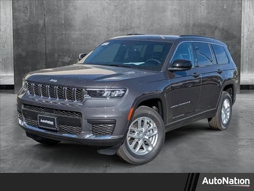 2025 Jeep Grand Cherokee Laredo X photo 1