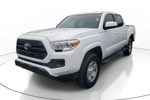 2017 Toyota Tacoma SR5 photo 3