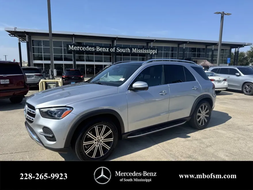 2024 Mercedes Benz GLE 450 4MATIC photo 1
