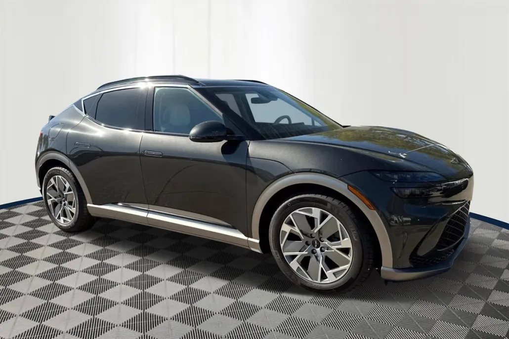 2024 Genesis GV60 RWD photo 1